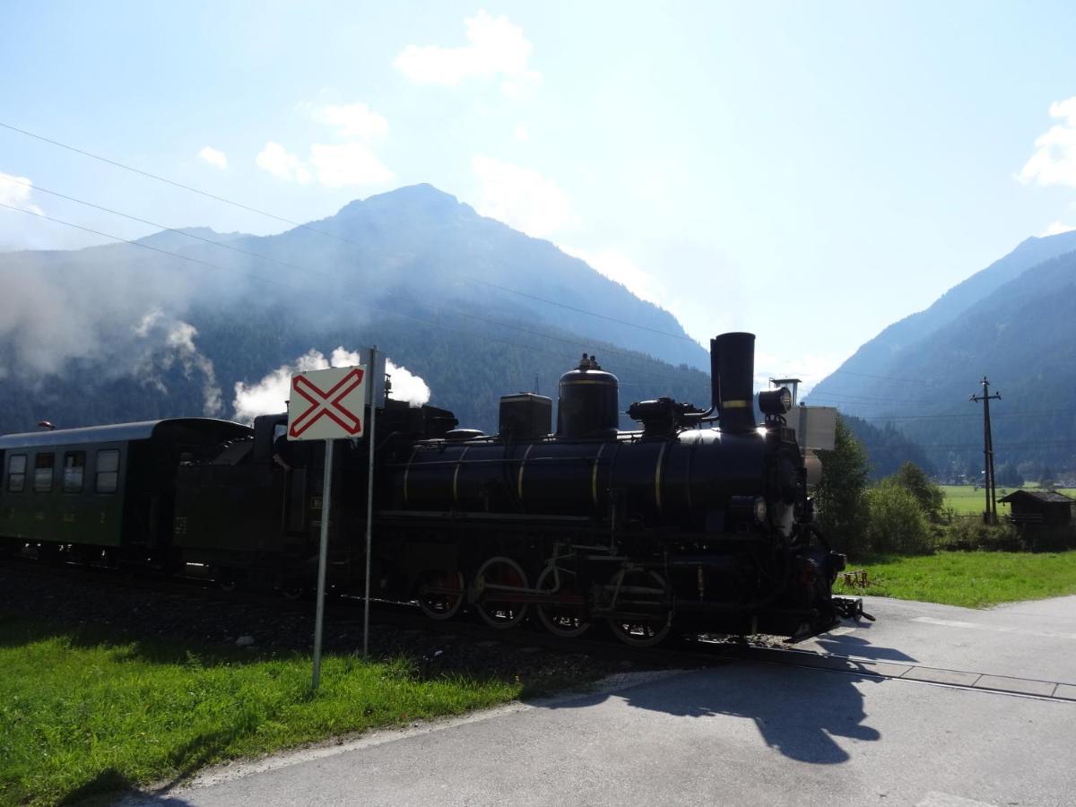 Pension Dorferwirt Bramberg am Wildkogel Exterior foto